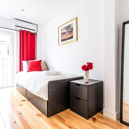 Bed & Breakfast Lx Design Near Congress Center Lisbona