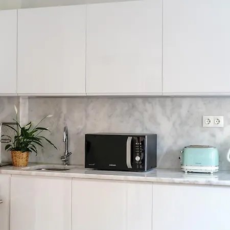 Lx Design Near Congress Center Bed & Breakfast 4*