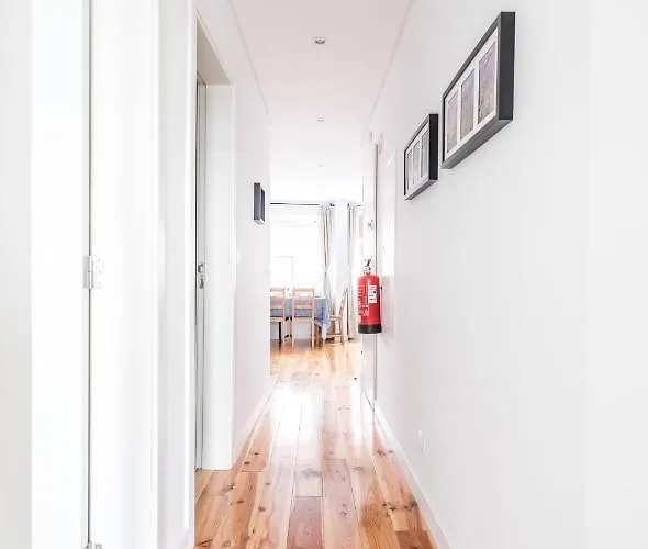 Lx Design Near Congress Center Bed & Breakfast 4*